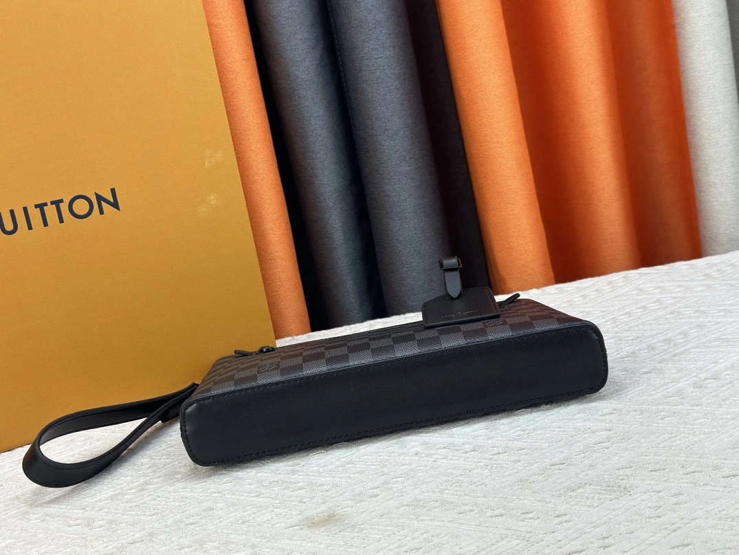 Louis Vuitton LV Wallets For Unisex Comfortable 564