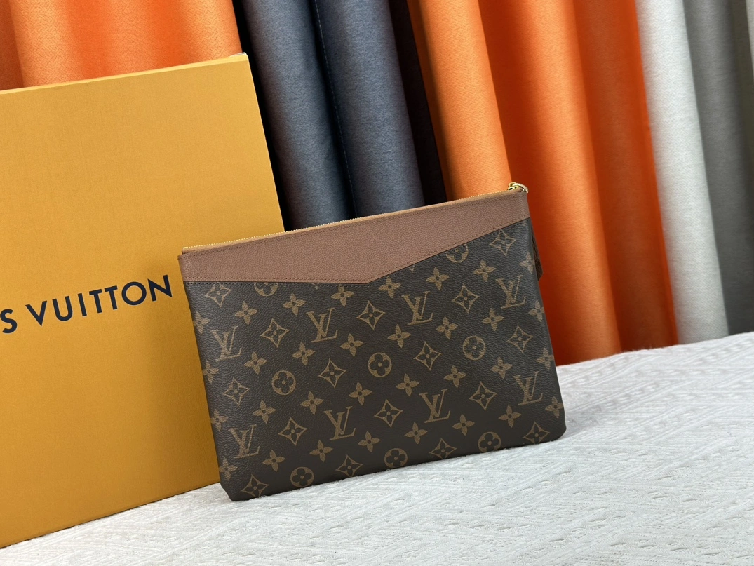 Louis Vuitton LV Wallets For Unisex Fashionable 7606