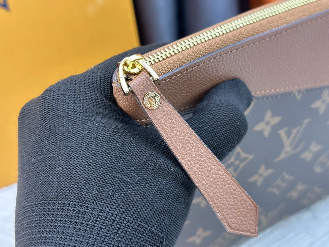Louis Vuitton LV Wallets For Unisex Fashionable 7606