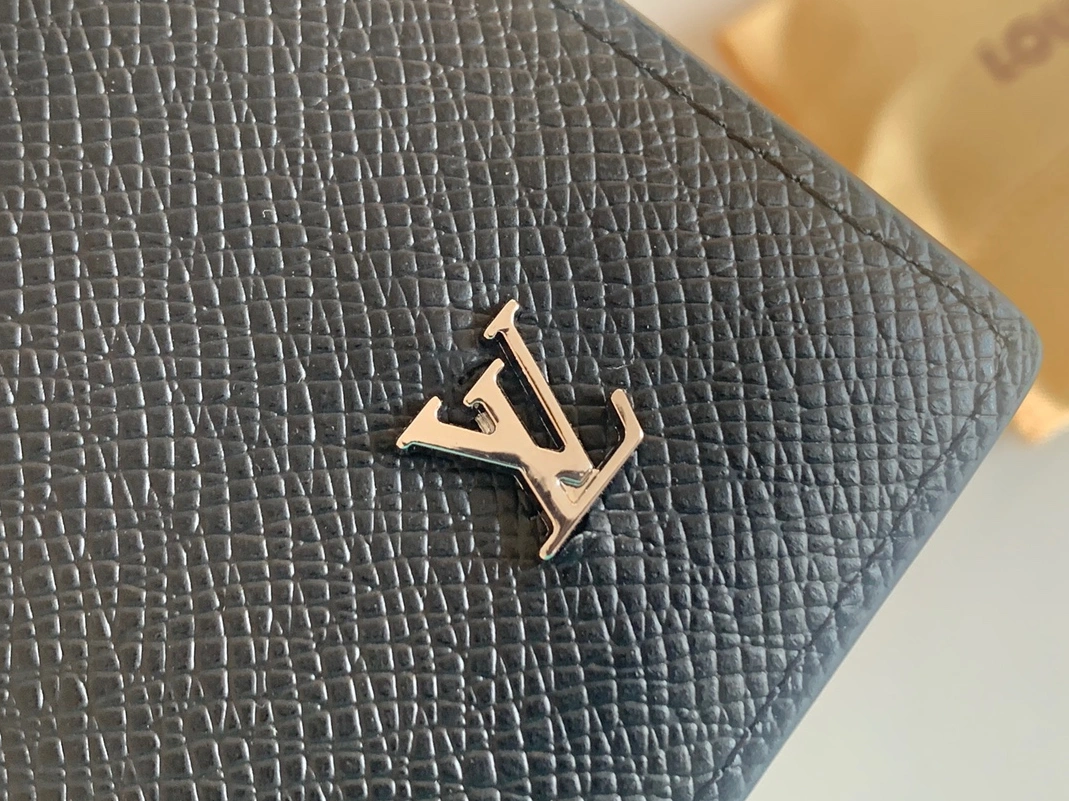 Louis Vuitton LV Wallets For Unisex GoodFit 5001