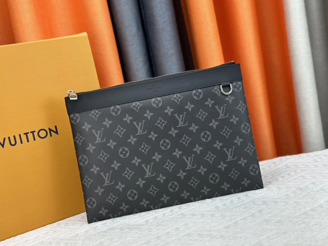 Louis Vuitton LV Wallets For Unisex SportInspired 5077