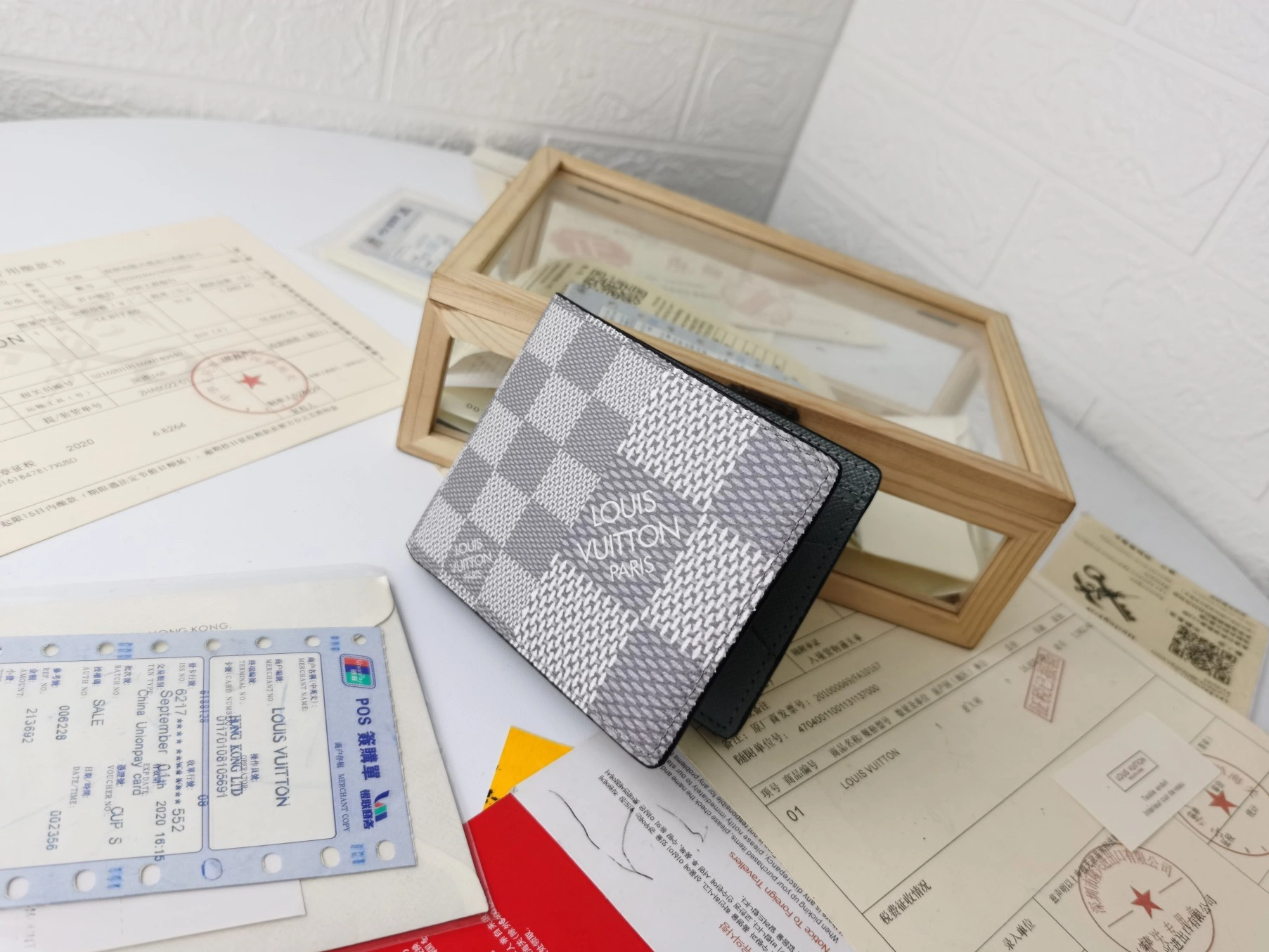 Louis Vuitton LV Wallets For Unisex Trendy 6771