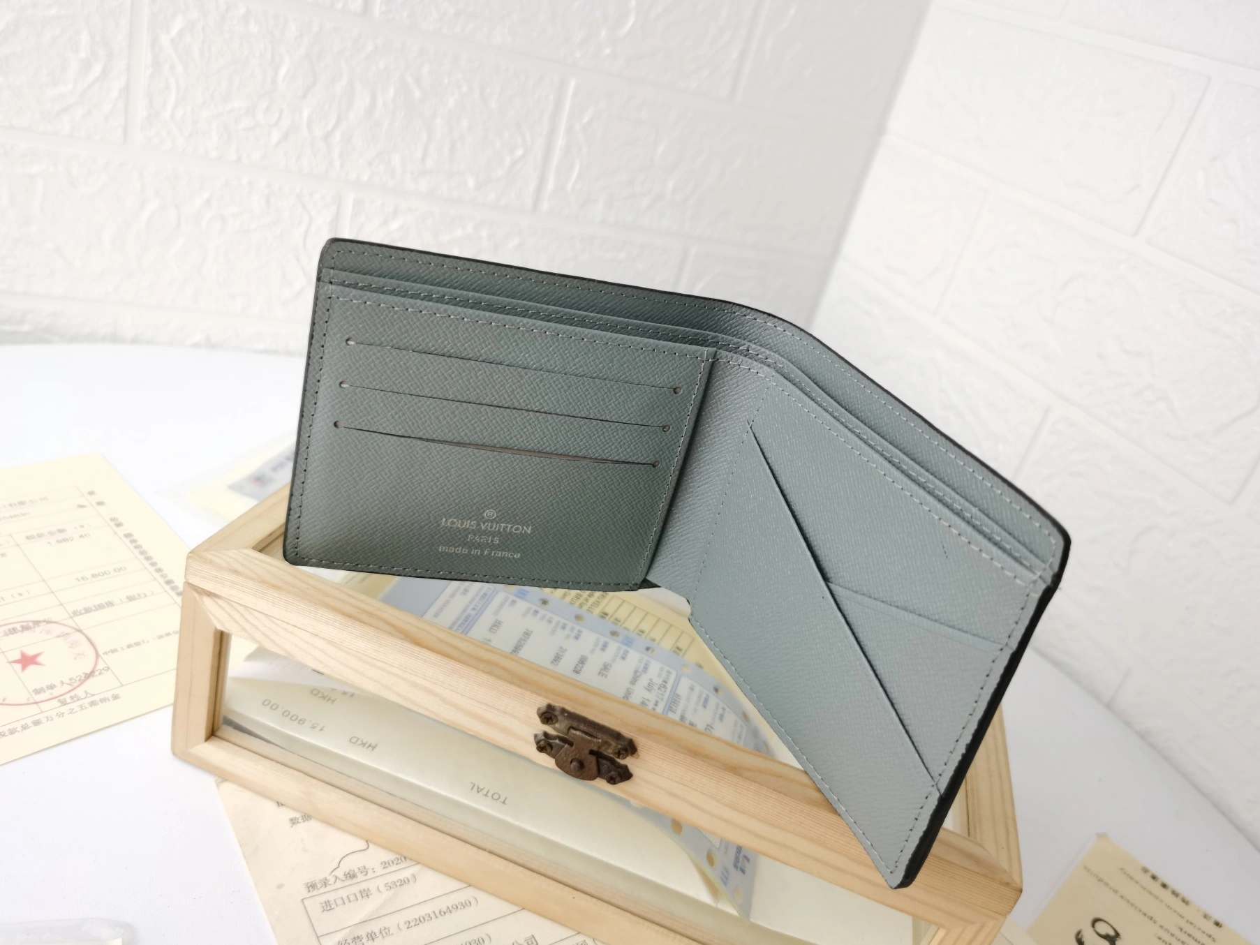 Louis Vuitton LV Wallets For Unisex Trendy 6771