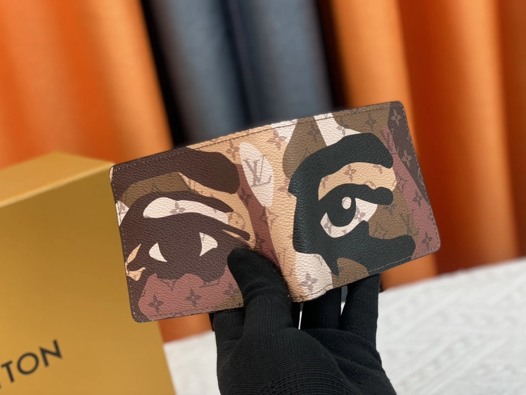 Louis Vuitton LV Wallets For Unisex Unique 742
