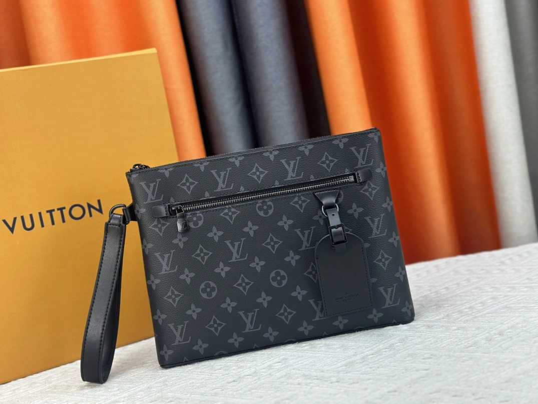 Louis Vuitton LV Wallets For Unisex Versatile 402