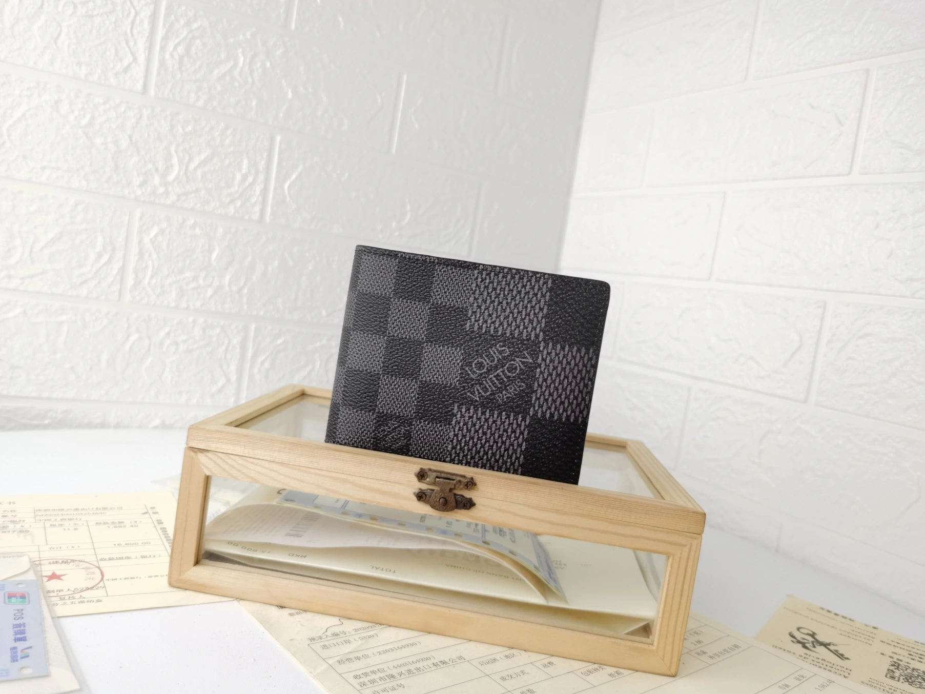 Louis Vuitton LV Wallets For Unisex Versatile 7064