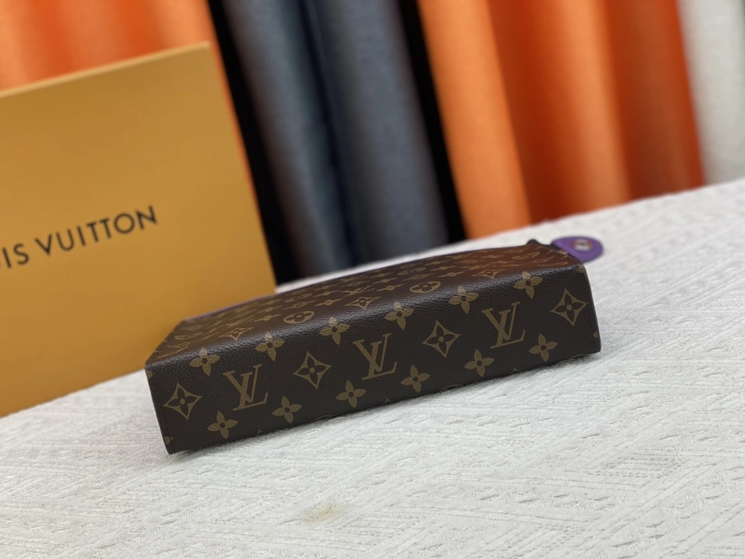 Louis Vuitton LV Wallets For Unisex Versatile 7984