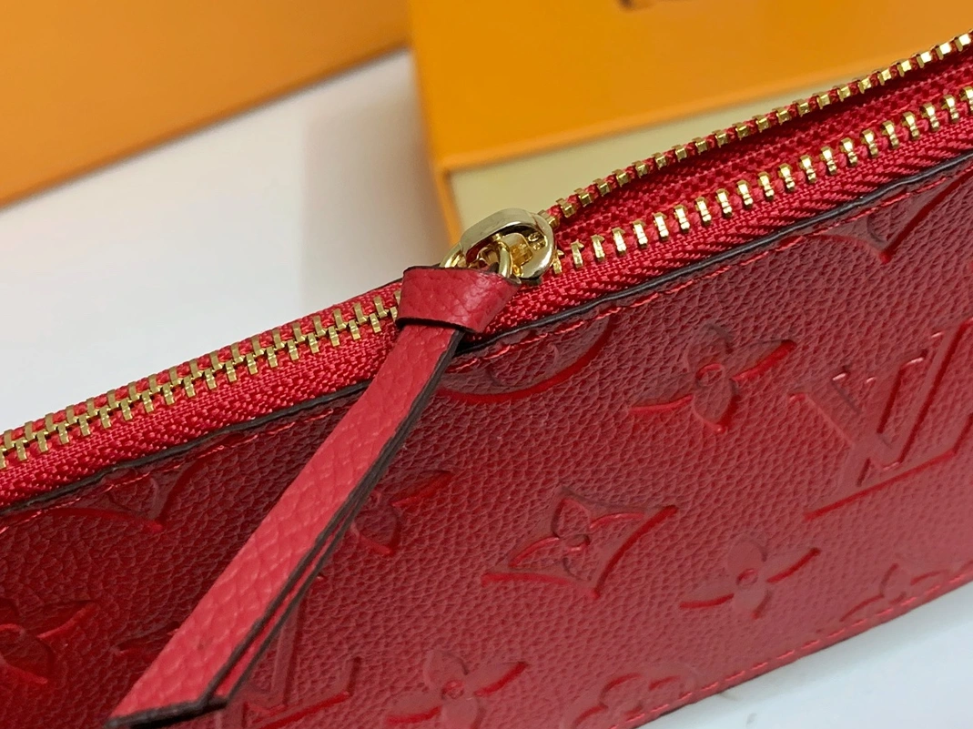 Louis Vuitton LV Wallets For Women AllSeason 9977