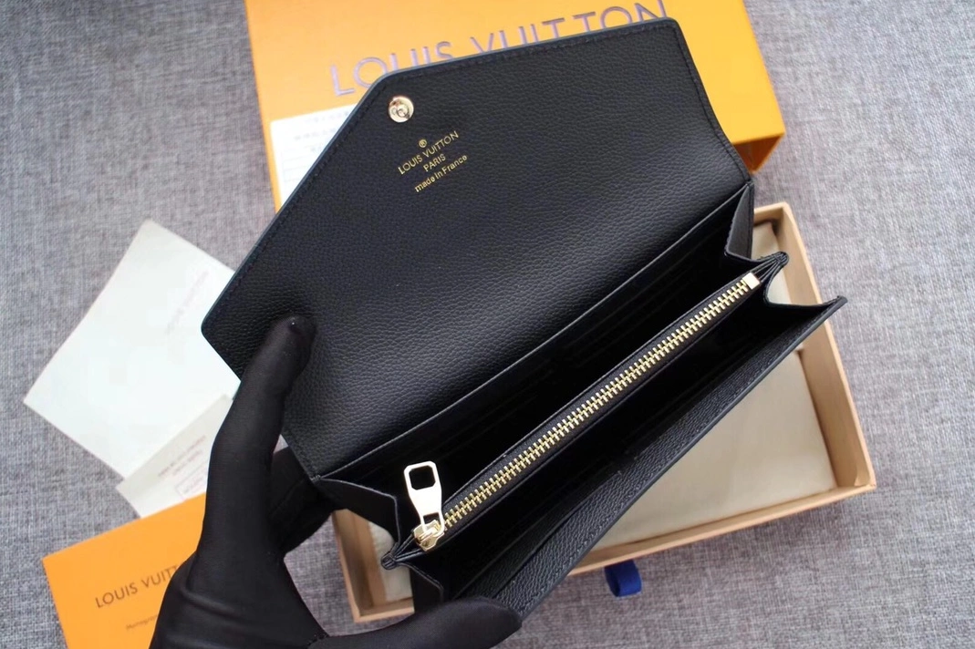 Louis Vuitton LV Wallets For Women DailyWear 2646