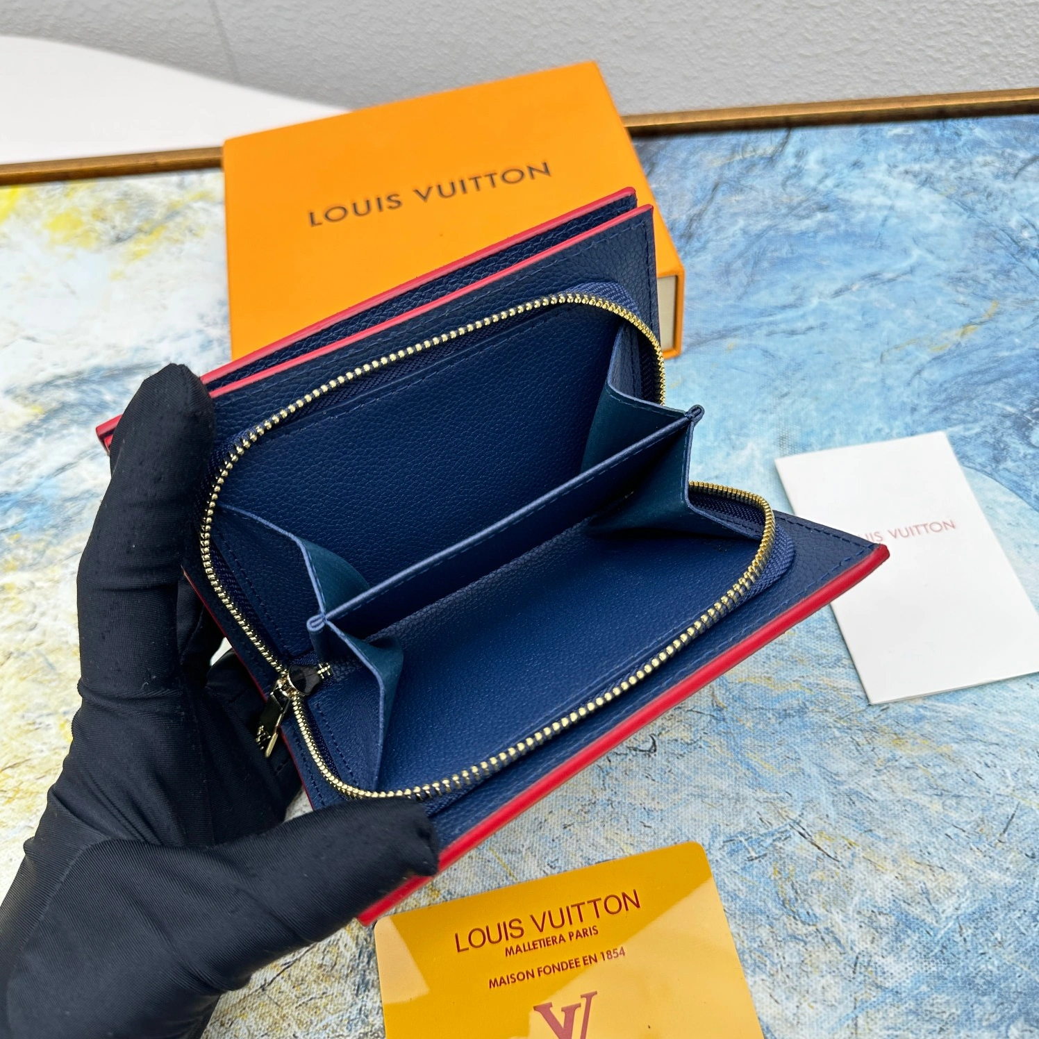 Louis Vuitton LV Wallets For Women DailyWear 3933