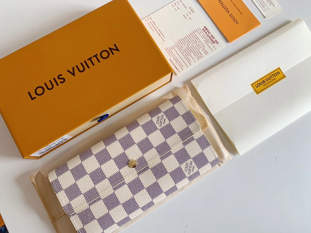 Louis Vuitton LV Wallets For Women Durable 4475