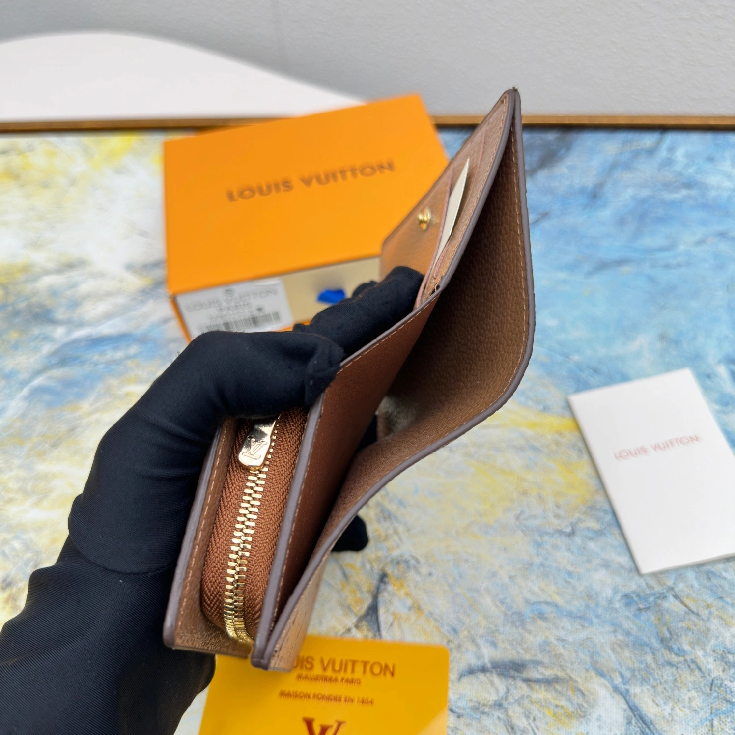 Louis Vuitton LV Wallets For Women Elegant 746