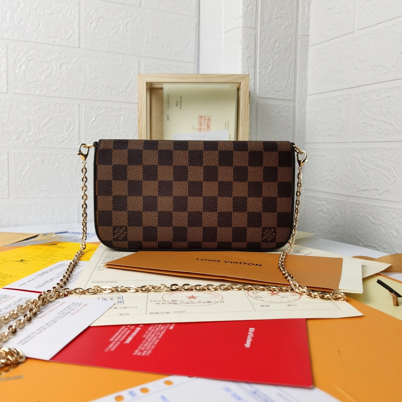 Louis Vuitton LV Wallets For Women Flexible 8404