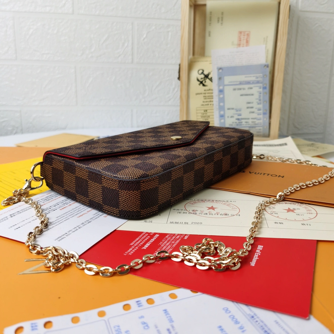 Louis Vuitton LV Wallets For Women Flexible 8404