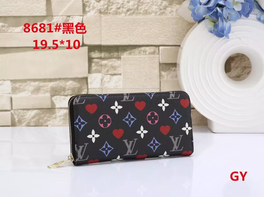 Louis Vuitton LV Wallets For Women Minimalist 6511