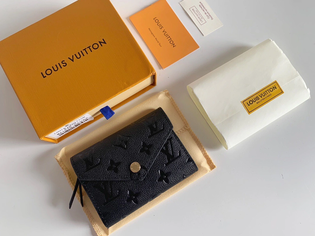 Louis Vuitton LV Wallets For Women Minimalist 8602