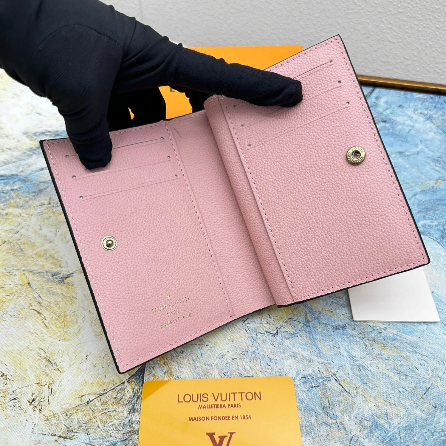 Louis Vuitton LV Wallets For Women Popular 8439
