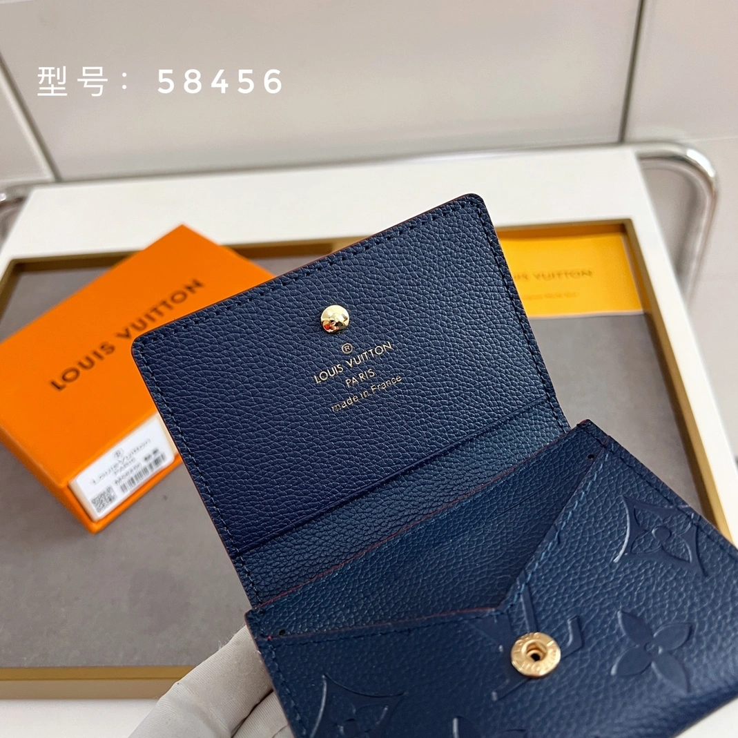 Louis Vuitton LV Wallets For Women Practical 5058