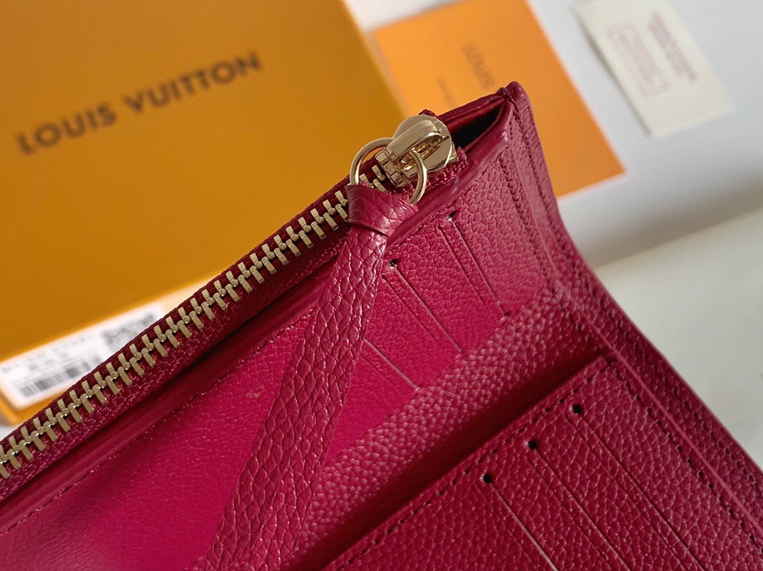 Louis Vuitton LV Wallets For Women Sleek 4911