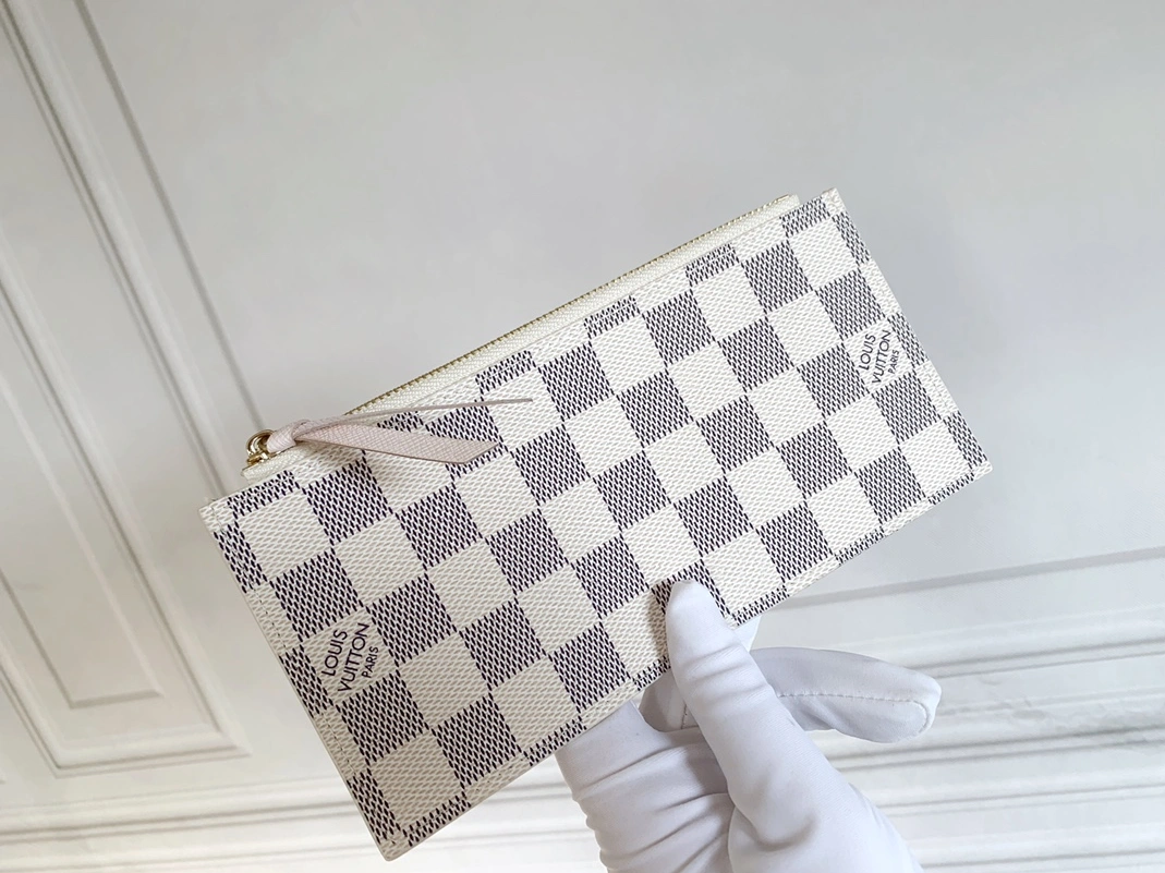 Louis Vuitton LV Wallets For Women Sophisticated 3122