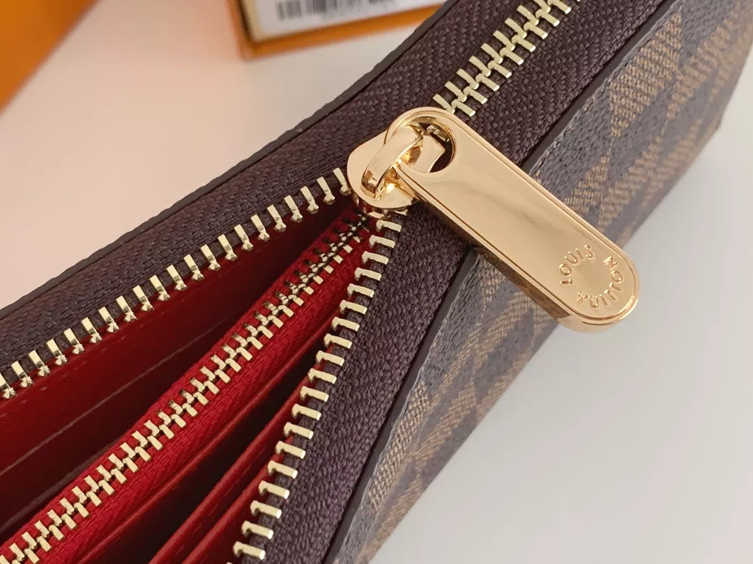 Louis Vuitton LV Wallets In Red Efficient 1893