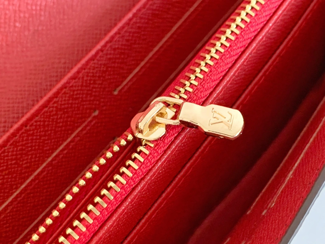 Louis Vuitton LV Wallets In Red For Women AllSeason 3529