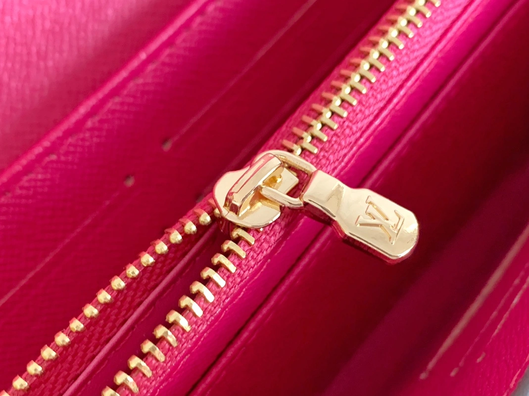 Louis Vuitton LV Wallets In Rose Red For Women SportInspired 5751