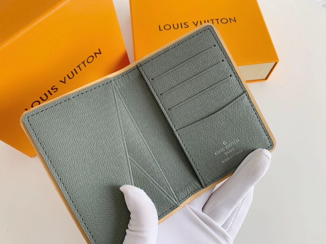 Louis Vuitton LV Wallets Popular 8092