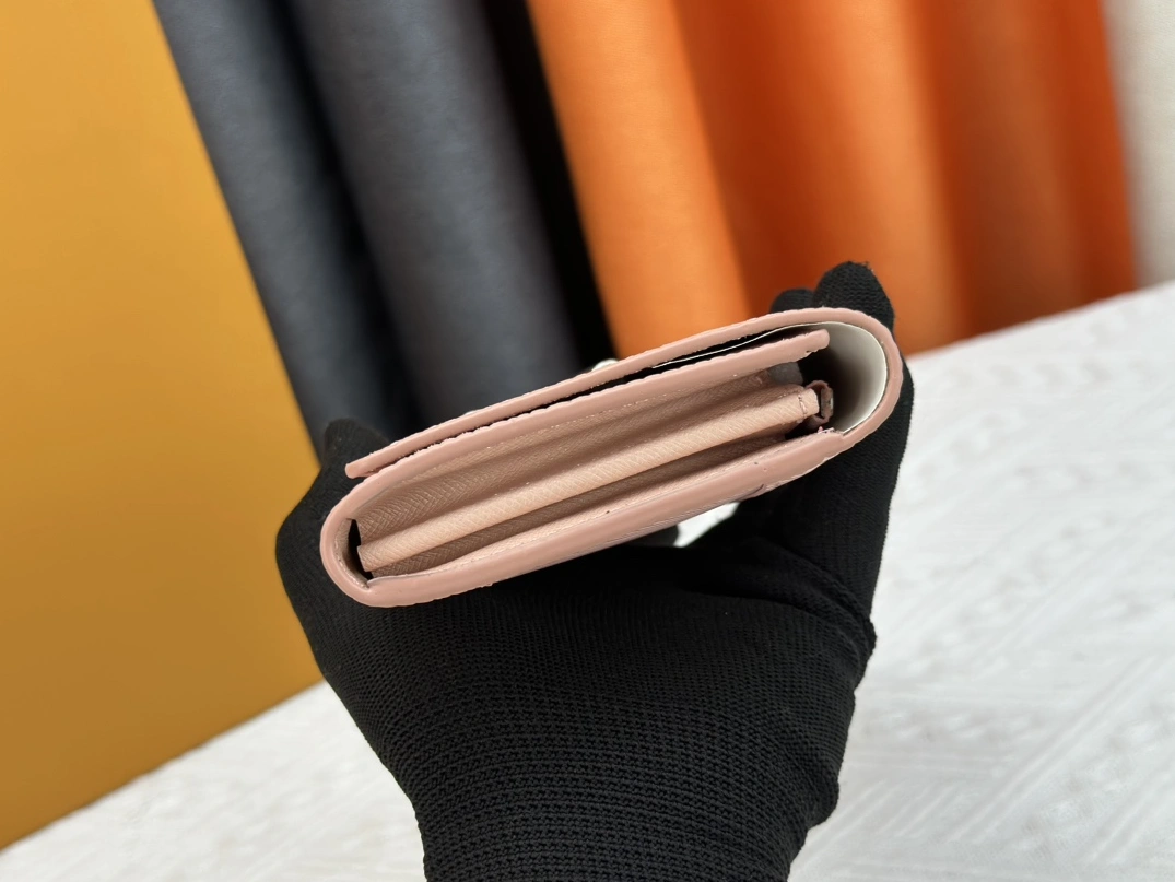 Louis Vuitton LV Wallets Refined 2129