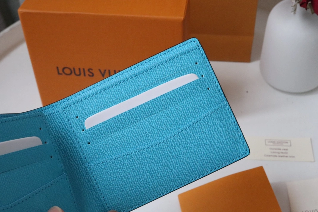 Louis Vuitton LV Wallets Reliable 8326