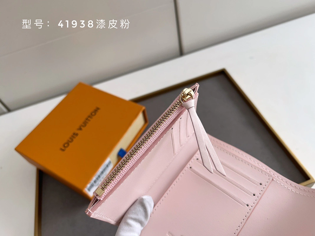 Louis Vuitton LV Wallets Reliable 9985