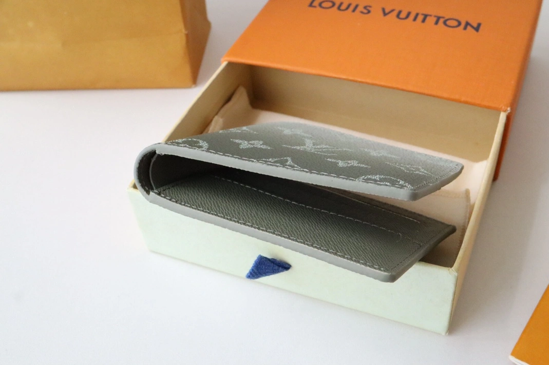Louis Vuitton LV Wallets Trendsetting 785
