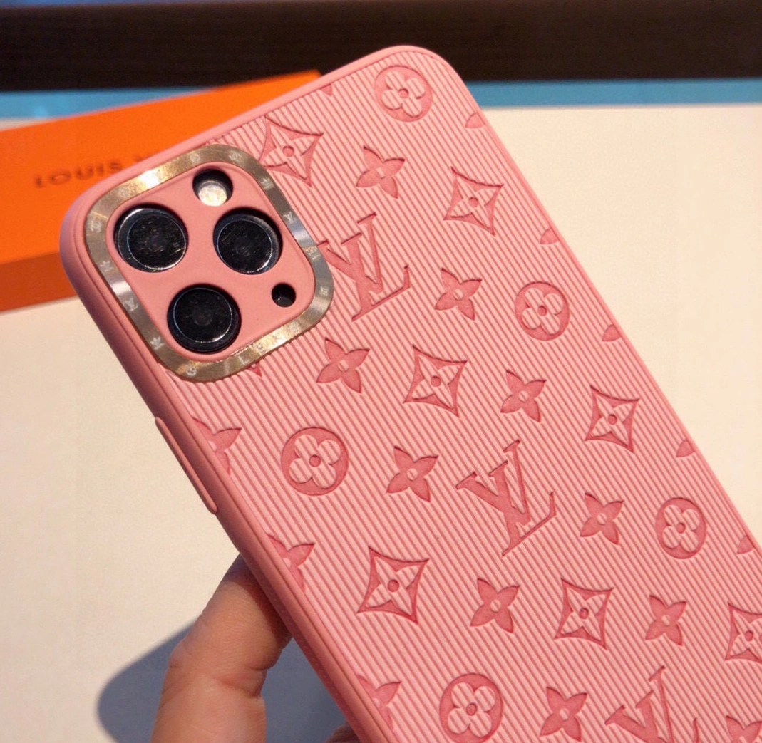 Louis Vuitton LV iPhone Case EyeCatching 8003