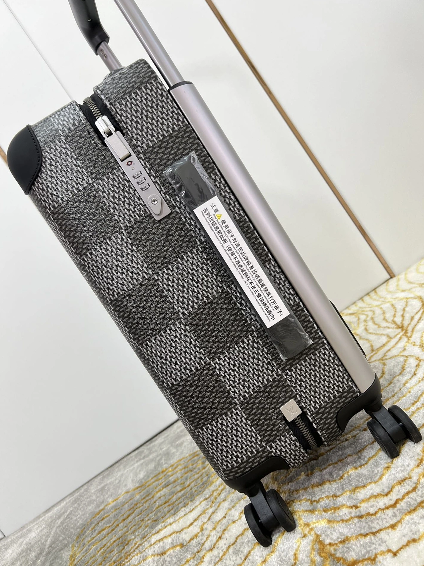 Louis Vuitton Luggage AllSeason 9358