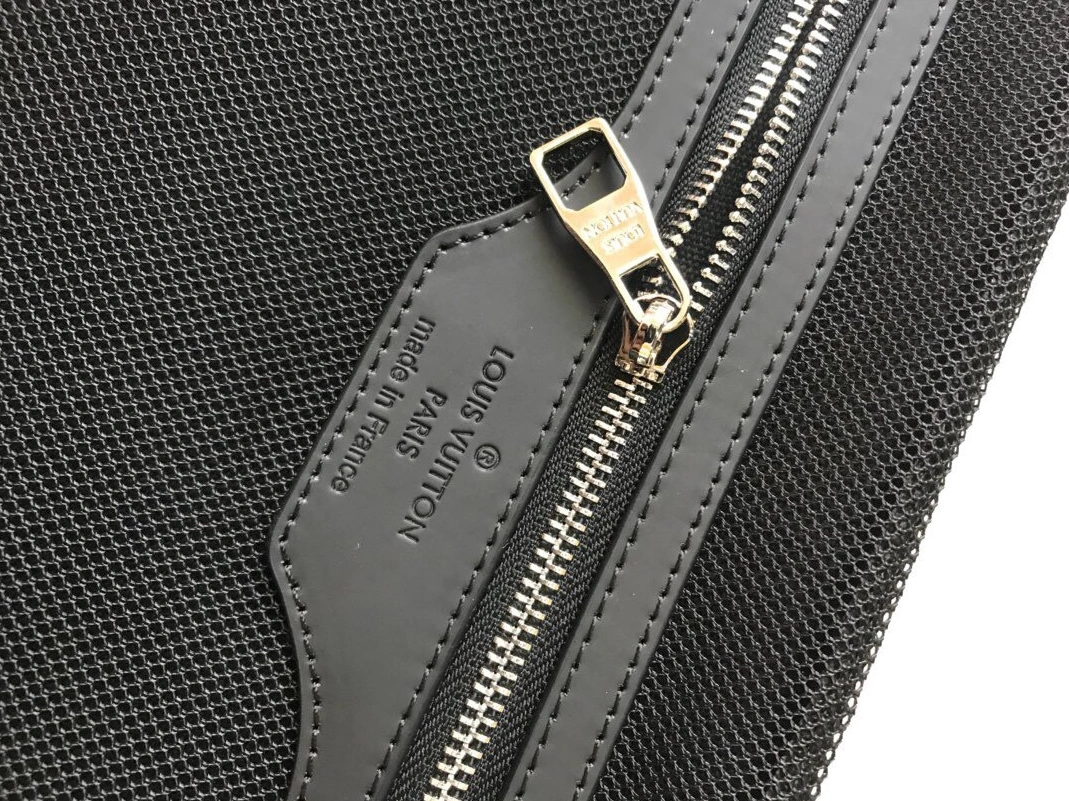 Louis Vuitton Luggage Bright 6512