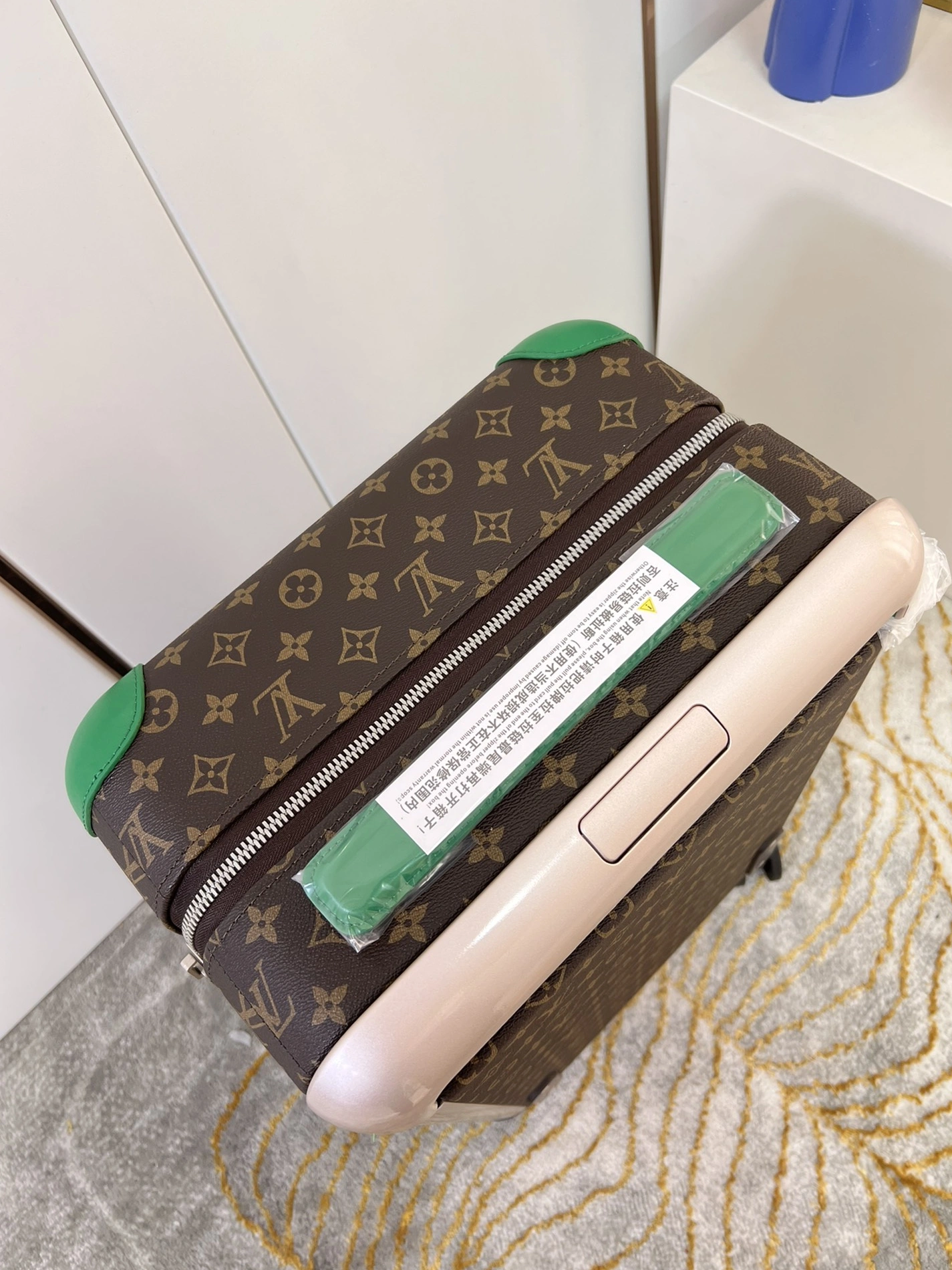 Louis Vuitton Luggage Compact 1661