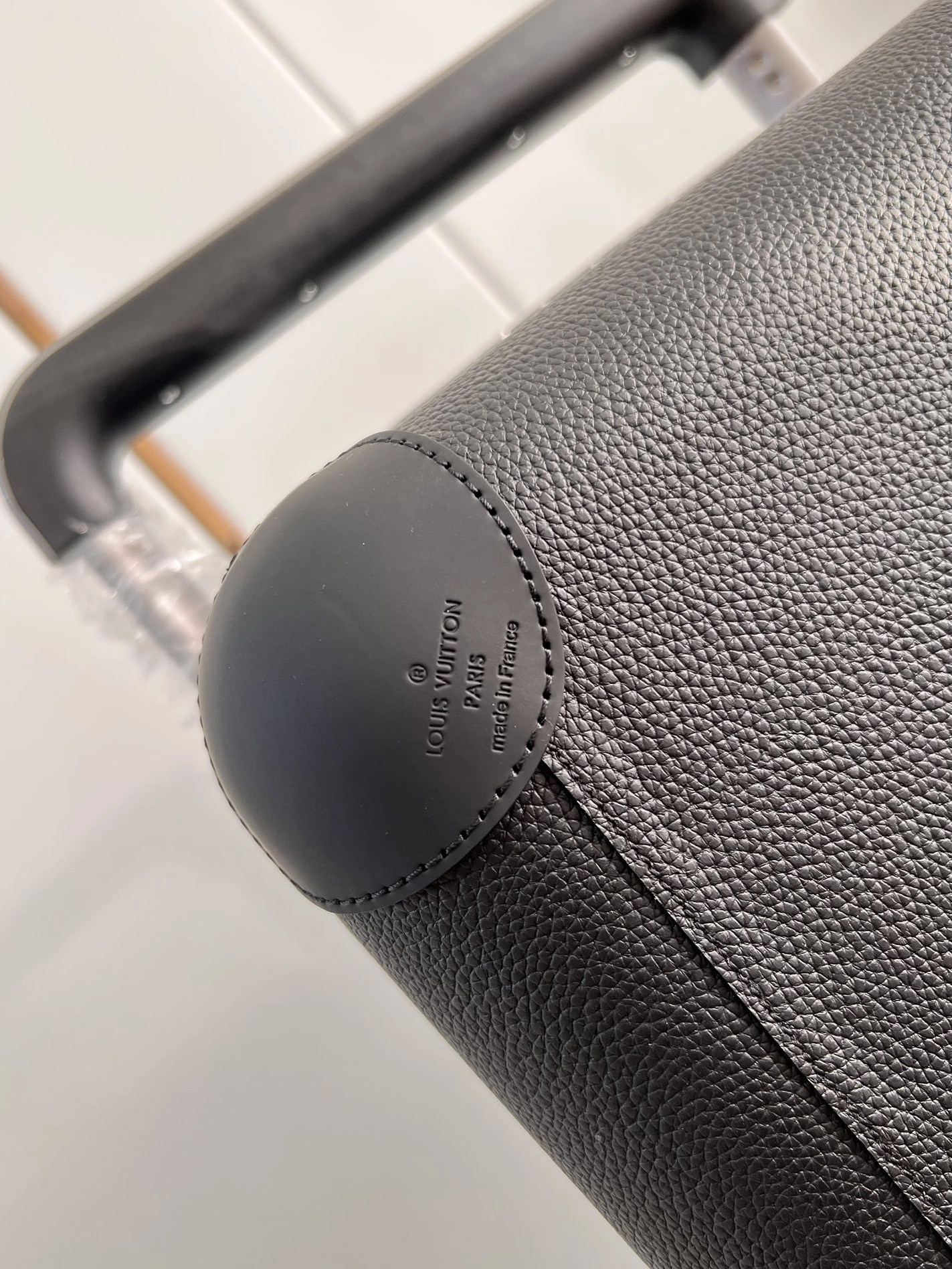 Louis Vuitton Luggage EasyMatch 5563