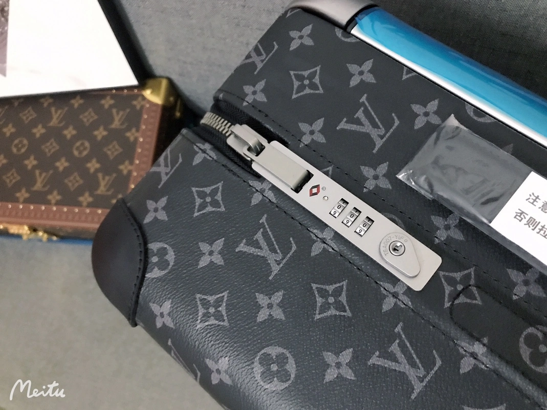 Louis Vuitton Luggage Efficient 2660