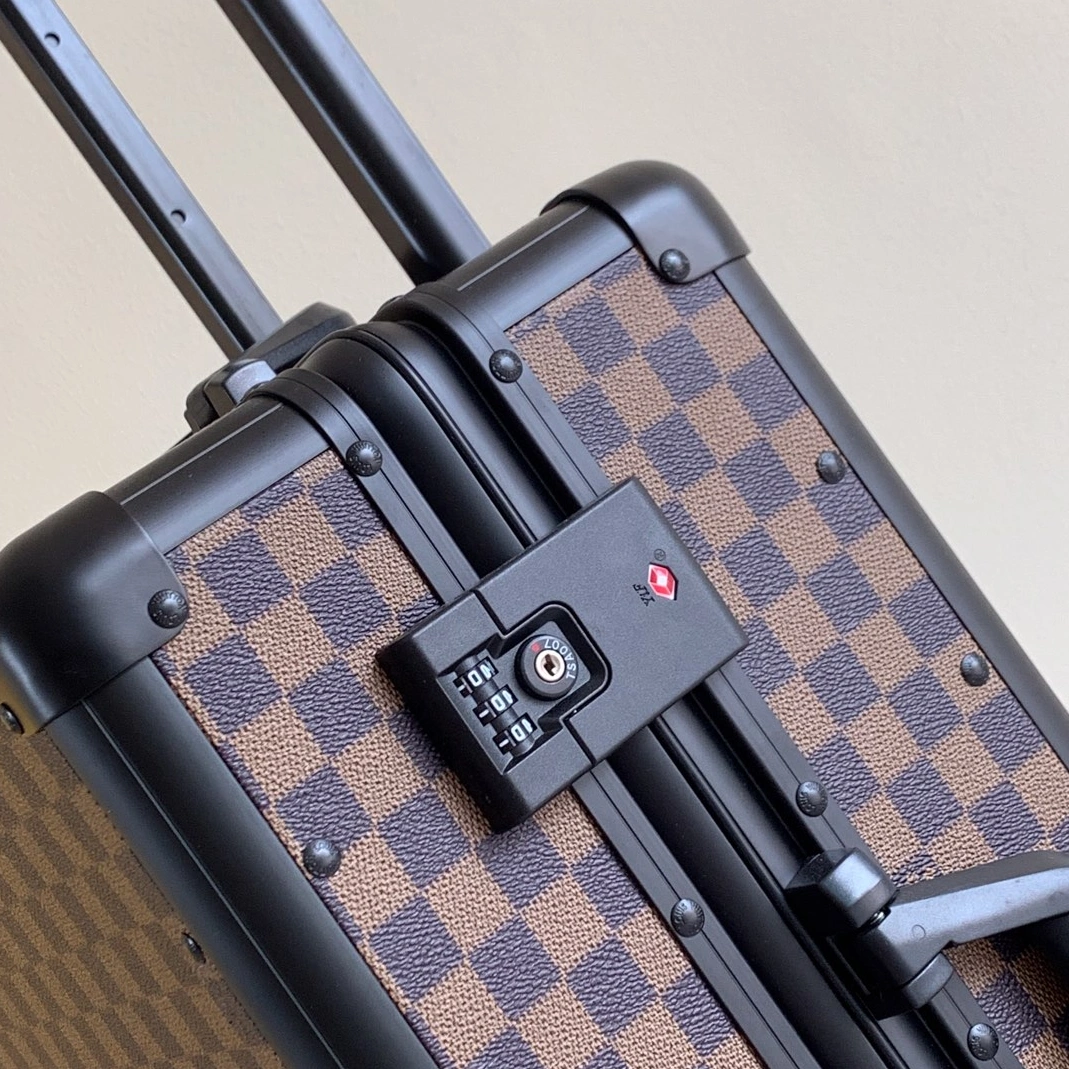 Louis Vuitton Luggage For Unisex EyeCatching 1488
