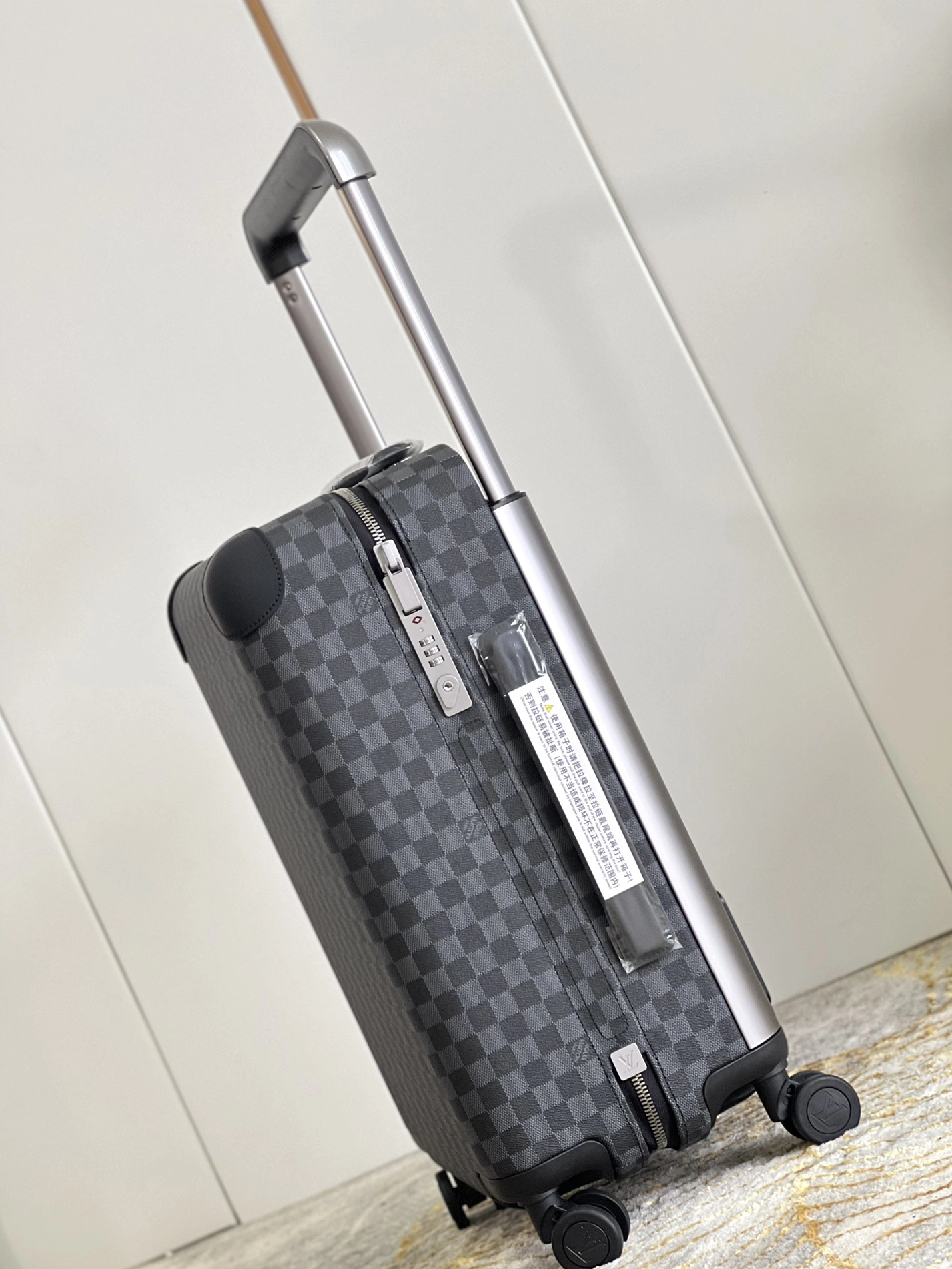 Louis Vuitton Luggage GoodFit 3133