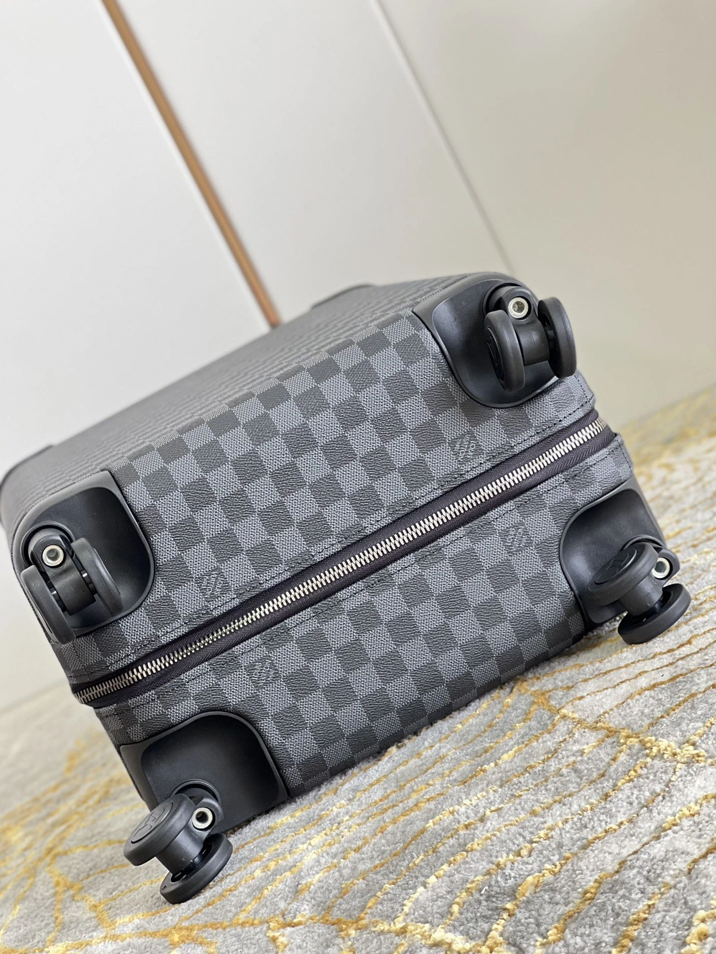 Louis Vuitton Luggage GoodFit 3133