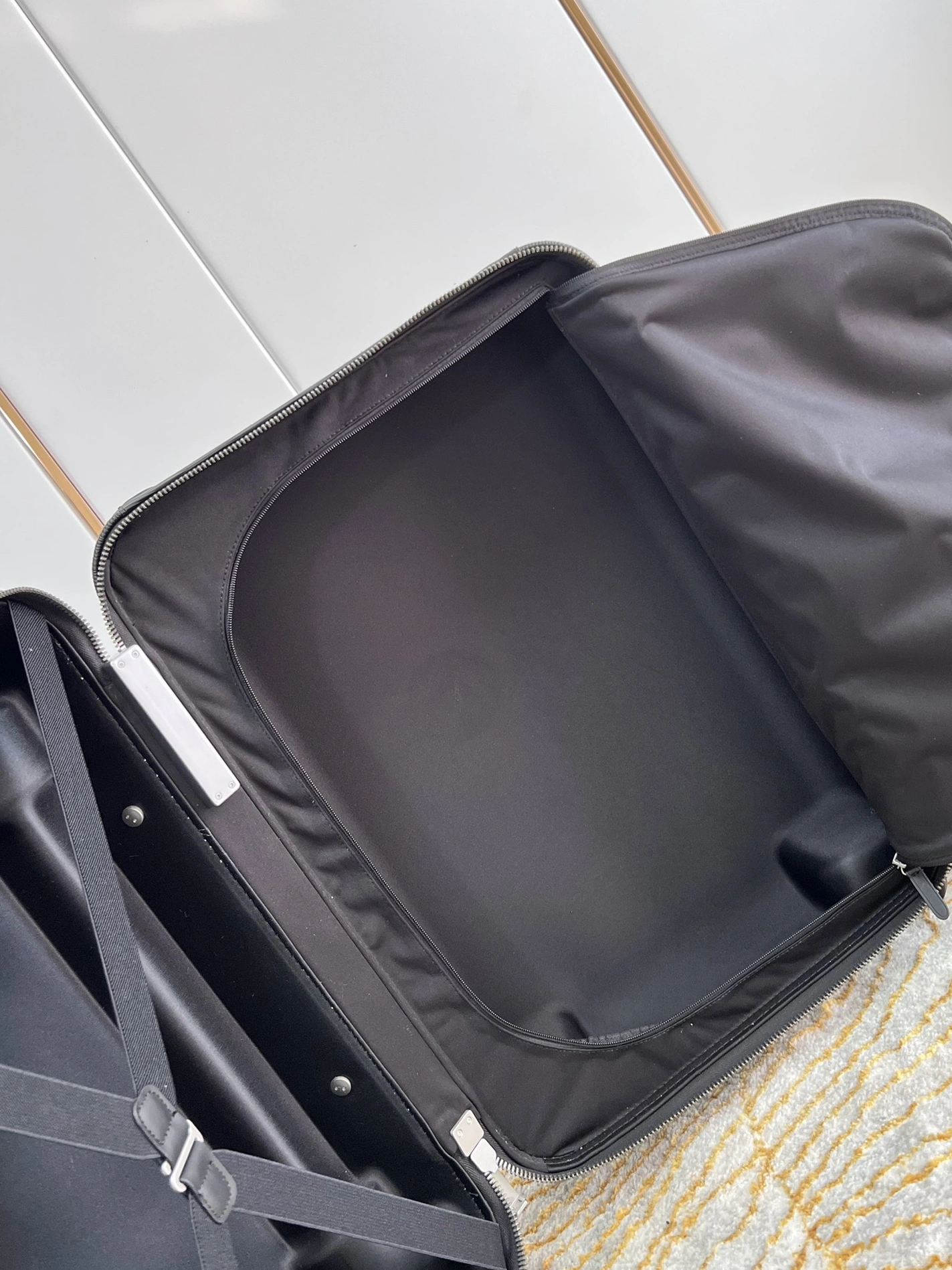 Louis Vuitton Luggage HighQuality 4387