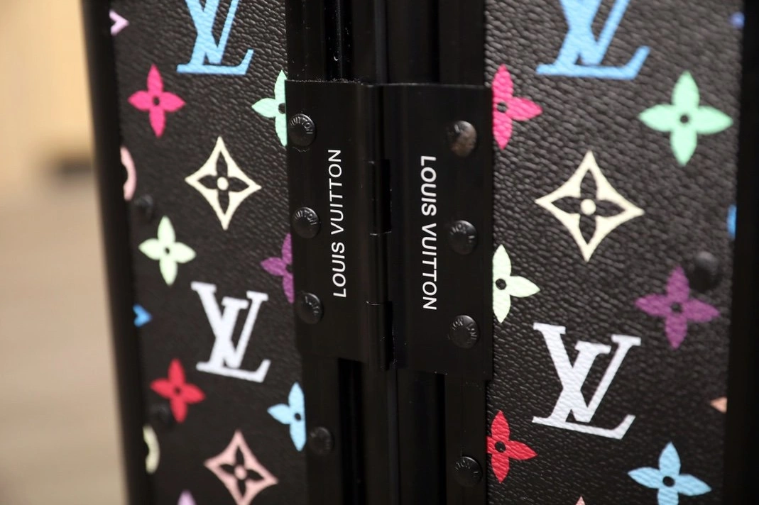 Louis Vuitton Luggage Modern 4481