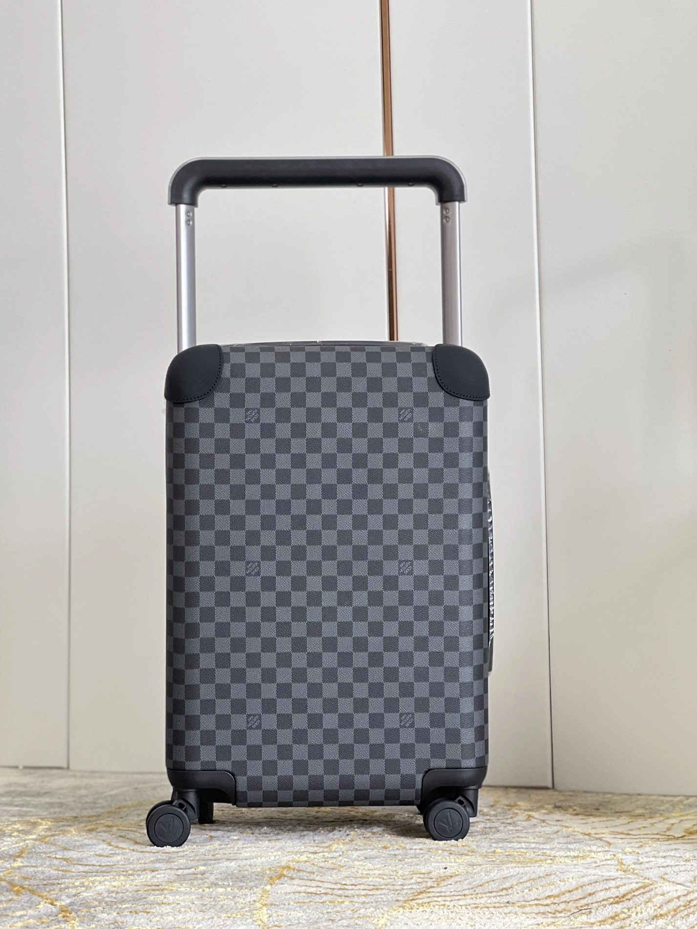 Louis Vuitton Luggage Practical 3585