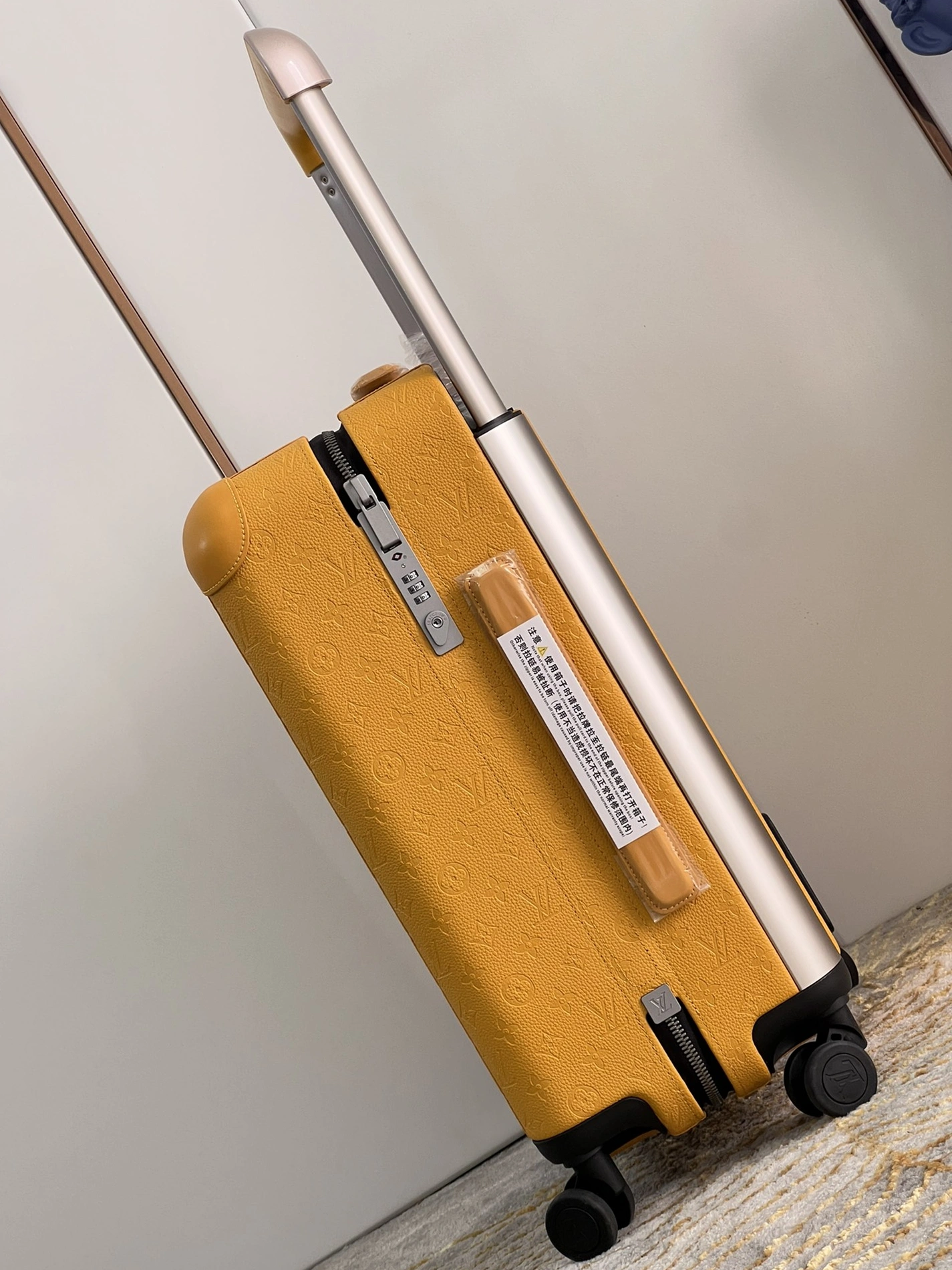 Louis Vuitton Luggage Refined 8703