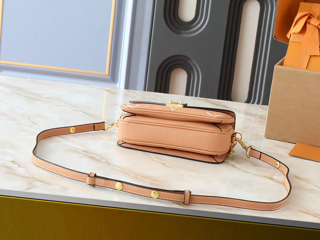 Louis Vuitton Messenger Bag For Women Resilient 2980