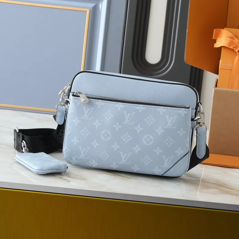 Louis Vuitton Messenger Bags EasyMatch 2577