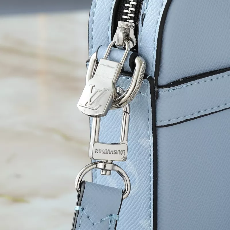 Louis Vuitton Messenger Bags EasyMatch 2577
