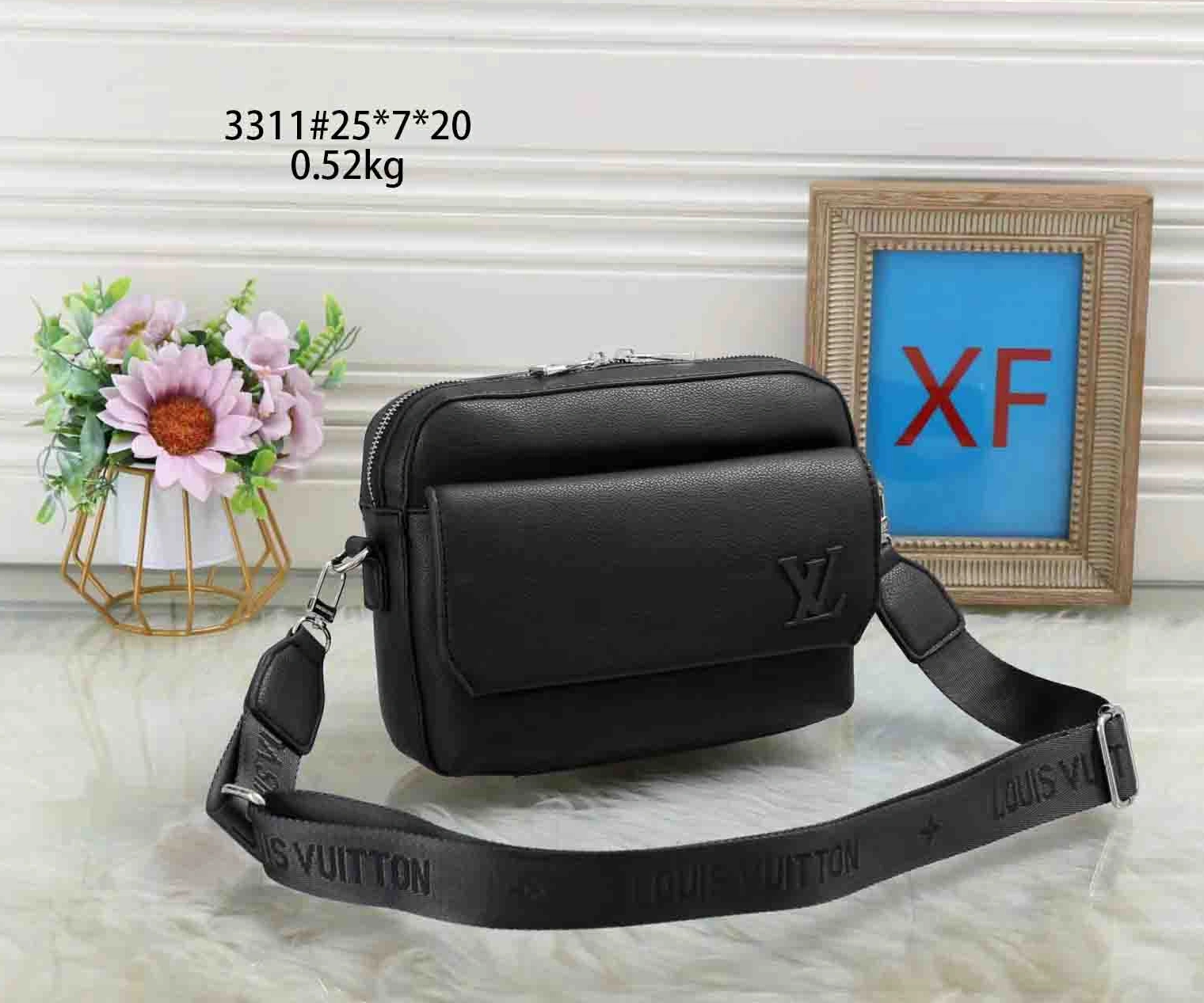 Louis Vuitton Messenger Bags For Men Comfortable 1910