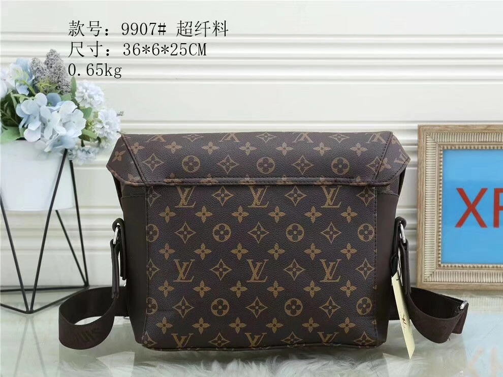 Louis Vuitton Messenger Bags For Men Comfortable 7311